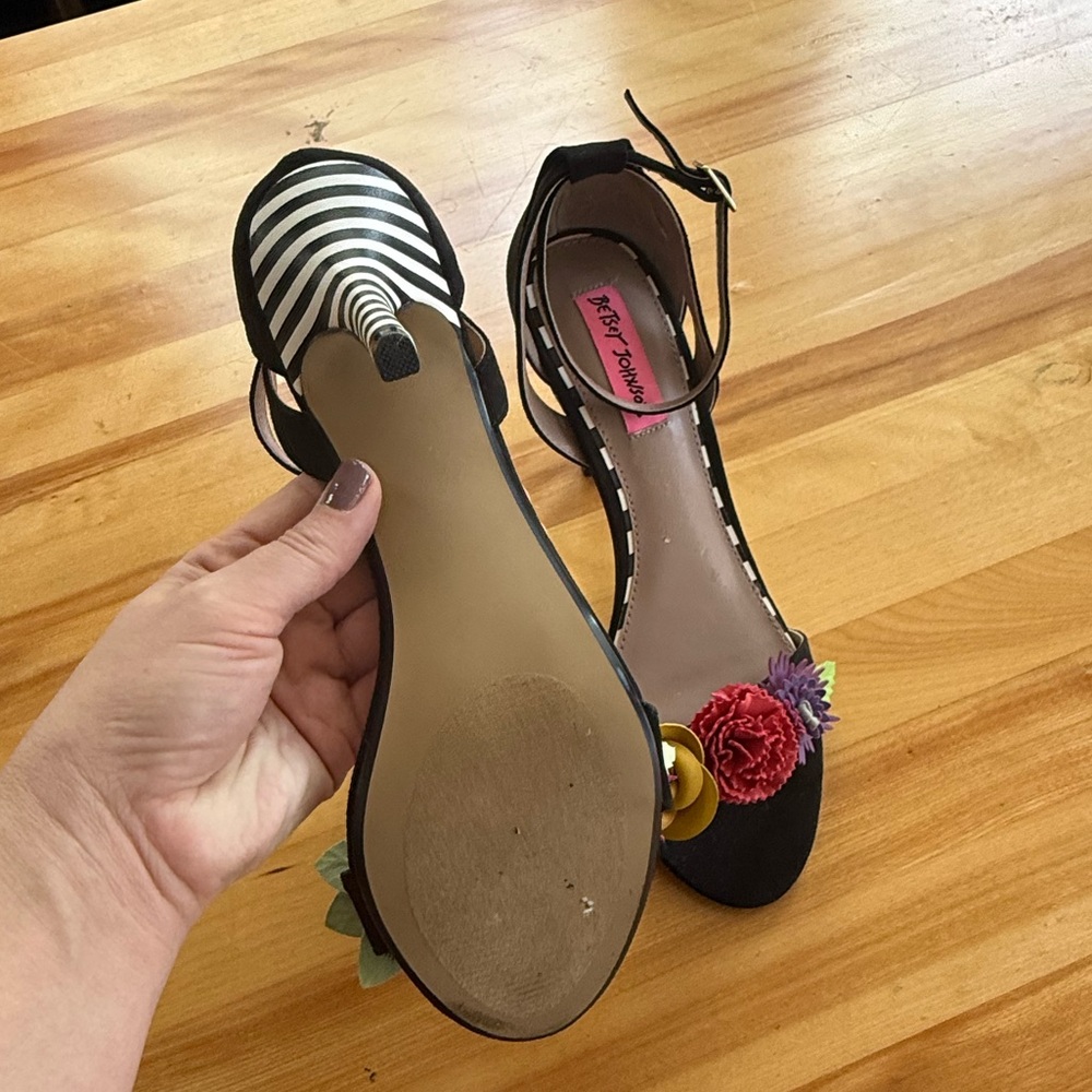 Betsey Johnson Black Heels with Red, Yellow & Purple Floral Accents - Picture 5 of 11